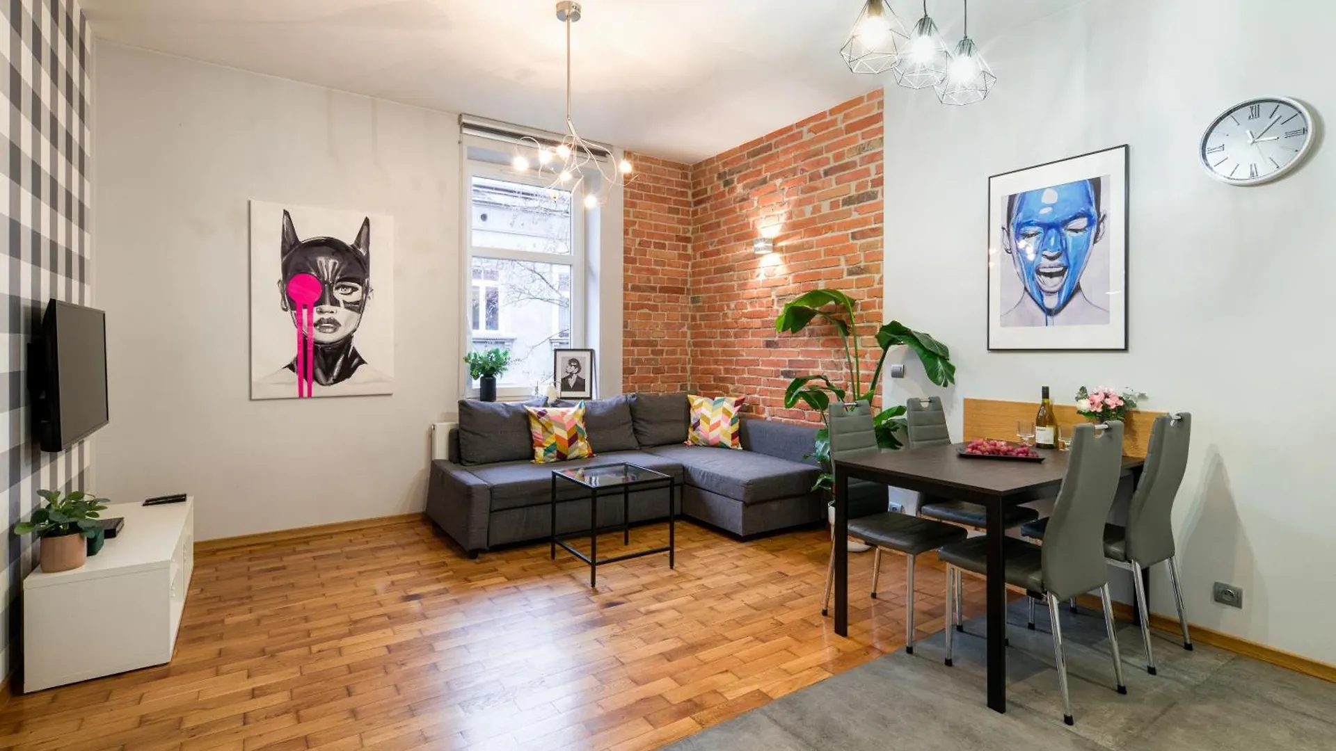 Discover Krakow Apartments - Lubicz St - Loft - Next To Main Station, Ac
